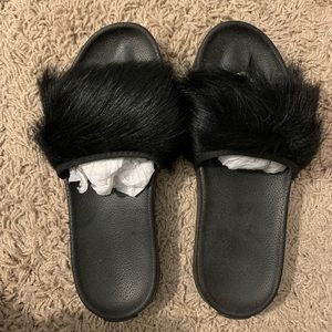 Ugg Fur Slides— SOLD